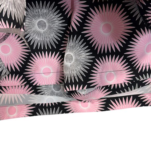 Golftini SZ 10 Nine and Wine Skort Geometric Pockets Stretch Slits Briefs Pink - Picture 3 of 9